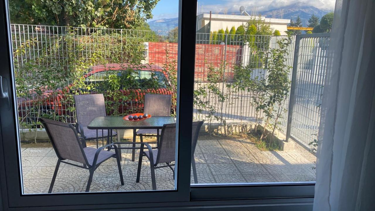 Apartamento Patras Romeο House Exterior foto