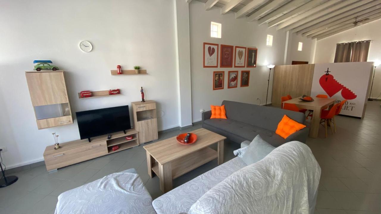 Apartamento Patras Romeο House Exterior foto